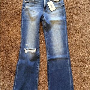 Zenana Women’s Distressed Blue Straight-Leg Jeans